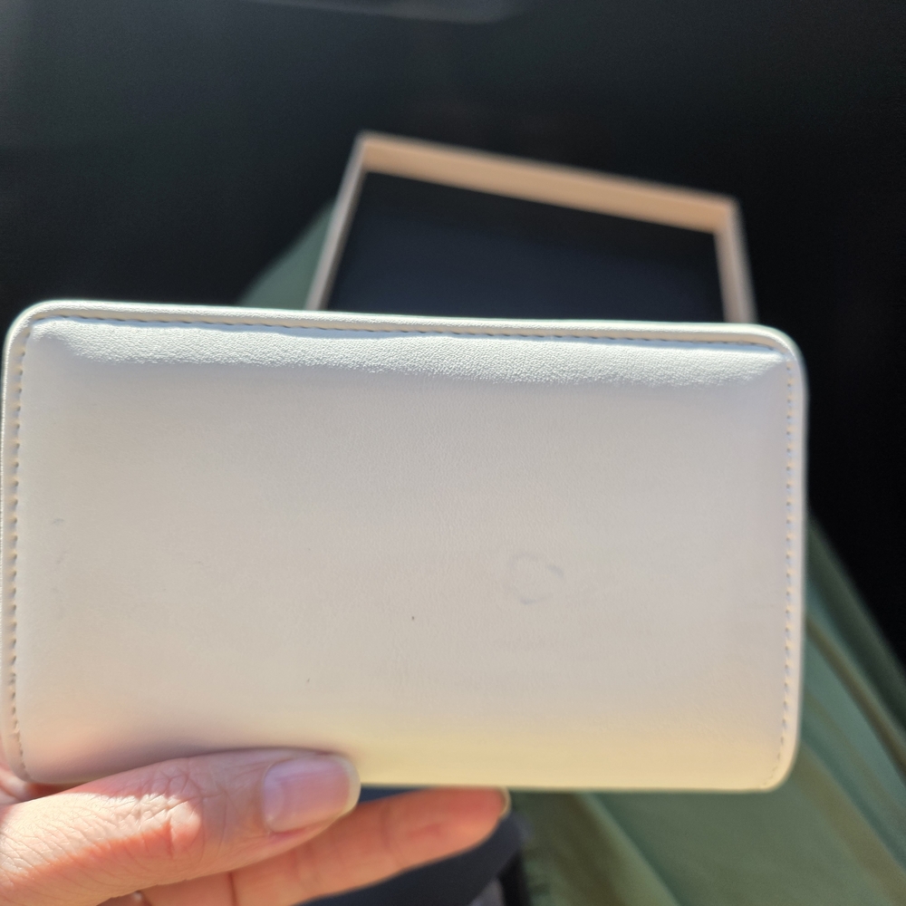 Twin-Set White Leather Wallet - Picture 6 of 8